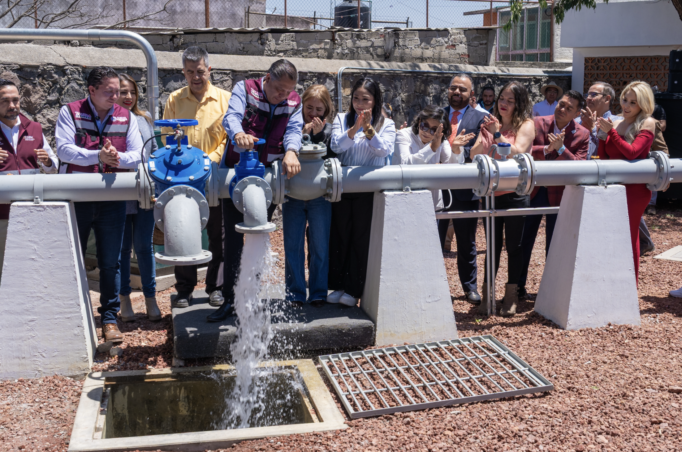 Entregan pozo rehabilitado en una de las colonias de Toluca más afectadas por la crisis de agua